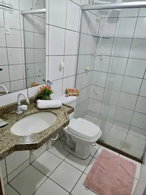 Uma casa de banho em Apartamento de 2 quartos em Fortaleza pertinho da Beira Mar