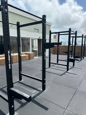 O centro de fitness e/ou as comodidades de fitness de Apartamento Frente a Praia