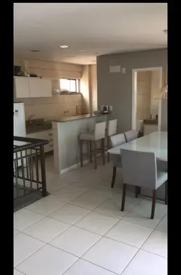 A cozinha ou kitchenette de Beverly Hills-Porto das Dunas-Cobertura