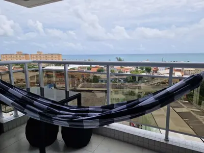 Uma vista do mar geral ou uma vista do mar a partir do apartamento