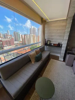 Uma área de estar em Apt 3BR luxo com 2 garagens na melhor localização