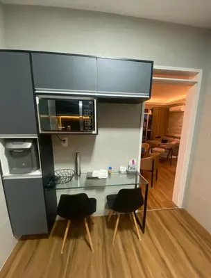 A cozinha ou kitchenette de Apt 3BR luxo com 2 garagens na melhor localização