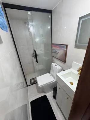Uma casa de banho em Flat alto padrão moderno frente a praia melhor localização na beira mar