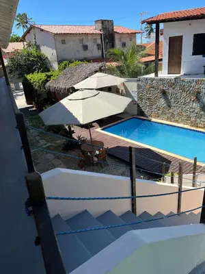 A piscina em ou perto de Pousada Altas Horas Icaraizinho