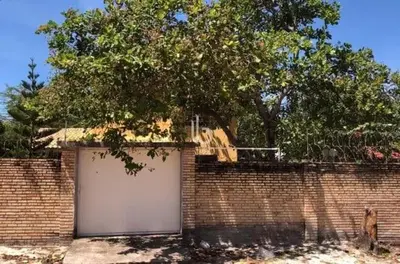 A planta de Casa com piscina Novo Iguape