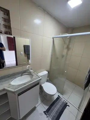 Uma casa de banho em Apartamento no Centro