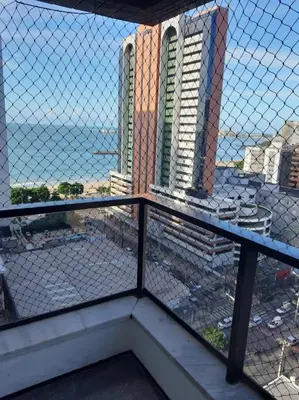 Uma vista do mar geral ou uma vista do mar a partir do apartamento