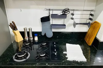 A cozinha ou kitchenette de BP201 - 2 quartos no Cumbuco, moderno, com vista para o mar por Will