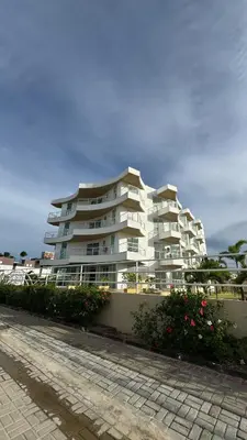 O edifício onde o apartamento está situado