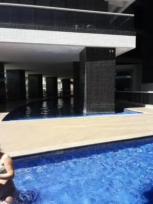 A piscina em ou perto de Maravilhoso Apartamento na Beira Mar