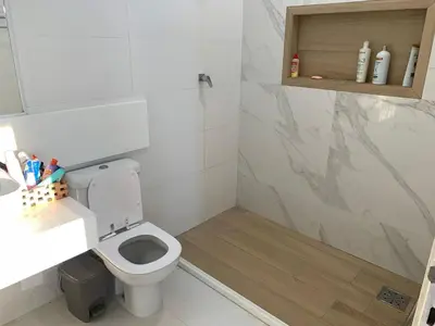 Uma casa de banho em Rancho M S