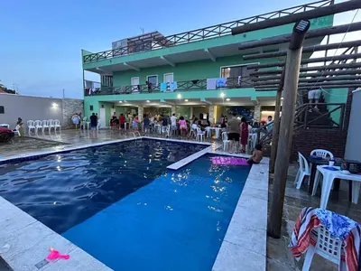 A piscina em ou perto de Rancho M S