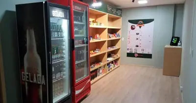 A biblioteca deste apartamento