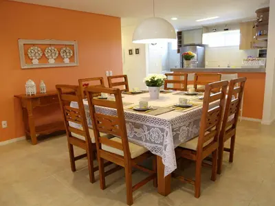 A cozinha ou kitchenette de Apartamento de 3 quartos vista para o mar, Porto das Dunas
