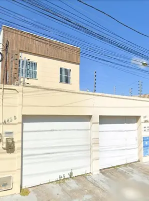 O edifício onde o apartamento está situado