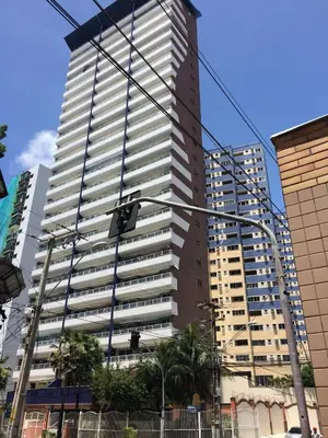 A planta de Apto 2 Quartos com Suíte, Garagem, 300m da Praia