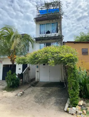 O edifício onde o apartamento está situado