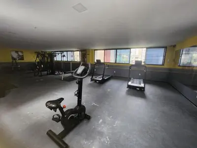 O centro de fitness e/ou as comodidades de fitness de Flat aconchegante na Beira Mar