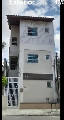 O edifício onde o apartamento está situado