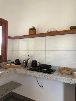 A cozinha ou kitchenette de Pousada Lagoa do Paraíso