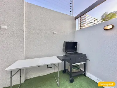 Uma televisão e/ou sistema de entretenimento em Bella Arte 2 Rooftop