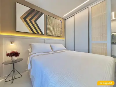 Uma cama ou camas num quarto em JSmart - Carolina Sucupira