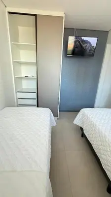 Uma cama ou camas num quarto em Beach Class Meireles - 2 camas de solteiro