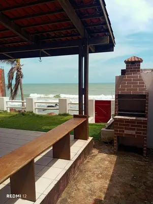 Uma vista do mar geral ou uma vista do mar a partir do apartamento