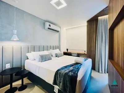 Uma cama ou camas num quarto em Beach Class Meireles by Holiday Stays