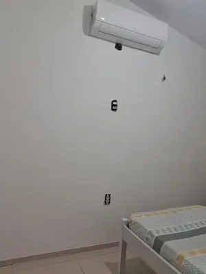 Uma cama ou camas num quarto em Ellen2000
