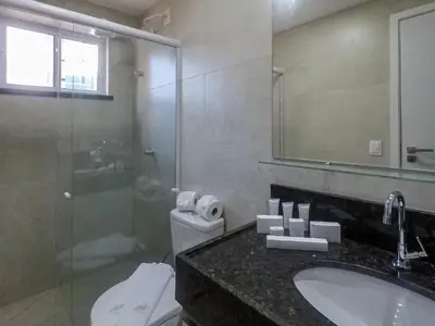 Uma casa de banho em Flat 4 Pessoas 500m Praia Meireles Compact