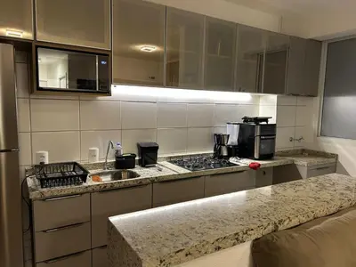 A cozinha ou kitchenette de Apê na Praia do Futuro em Fortaleza - com Rooftop