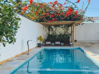 A piscina em ou perto de Casasukyara