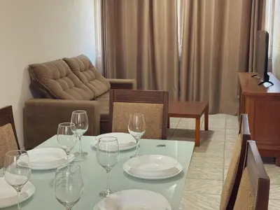 Uma televisão e/ou sistema de entretenimento em Frente à praia Icarai Caucaia a 10 minutos do Cumbuco