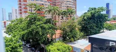 O edifício onde o apartamento está situado