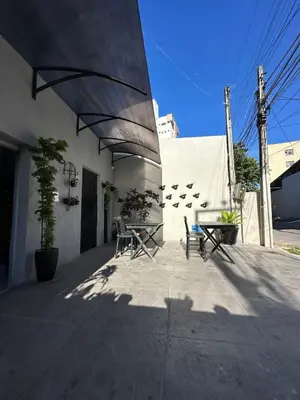 O edifício onde o hotel está situado