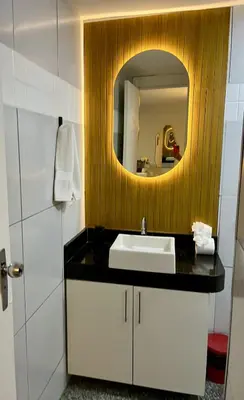 Uma casa de banho em Flat Beira Mar - Fortaleza
