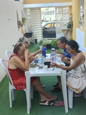 Os clientes hospedados em Pousada Brisa da Barra