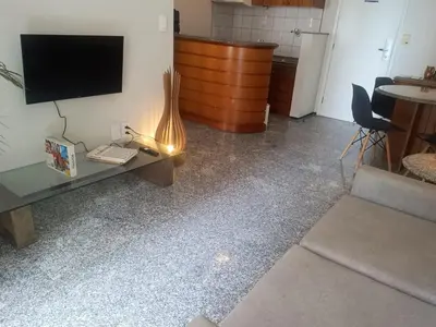 Uma televisão e/ou sistema de entretenimento em Tulip in flat SAN martain