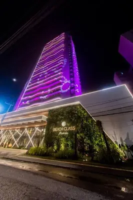O edifício onde o apartamento está situado