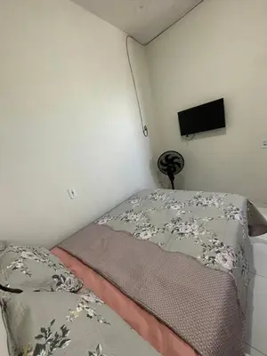 Uma cama ou camas num quarto em Casa jeri de prata 2