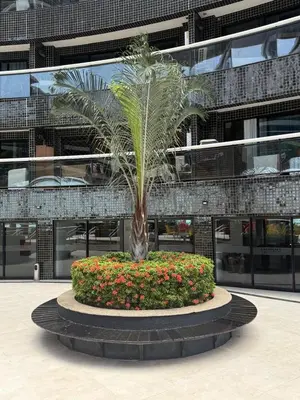 Um jardim no exterior de Apartamento 21 Fortaleza