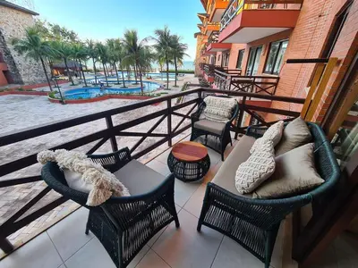 A piscina em ou perto de Kariri-Beautiful 1 bedroom flat, beachfront
