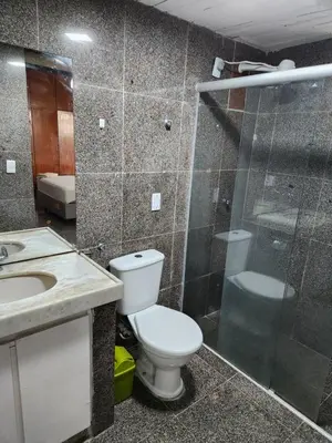 Uma casa de banho em Apartamento em Meireles, Praia de Iracema