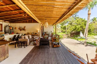 Uma área de estar em Casa Yemanjá
