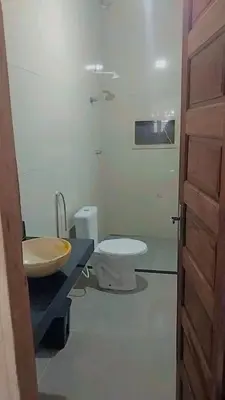 Uma casa de banho em ChacaraSophya