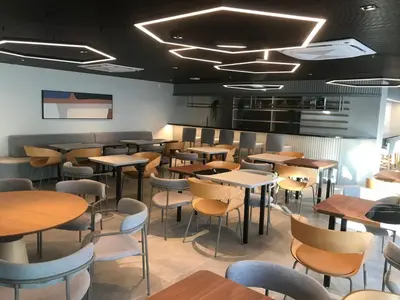 Uma área de estar em Studio Ônix no Beach Class Meireles