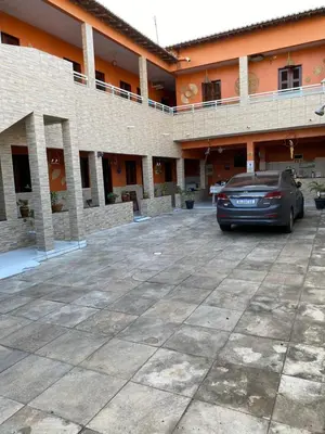 O edifício onde a estalagem está situado