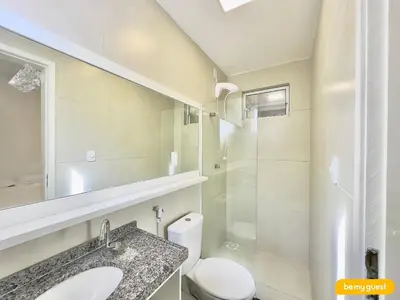 Uma casa de banho em Beach Townhouses V