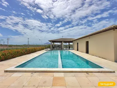 A piscina em ou perto de Clube Mirante do Iguape